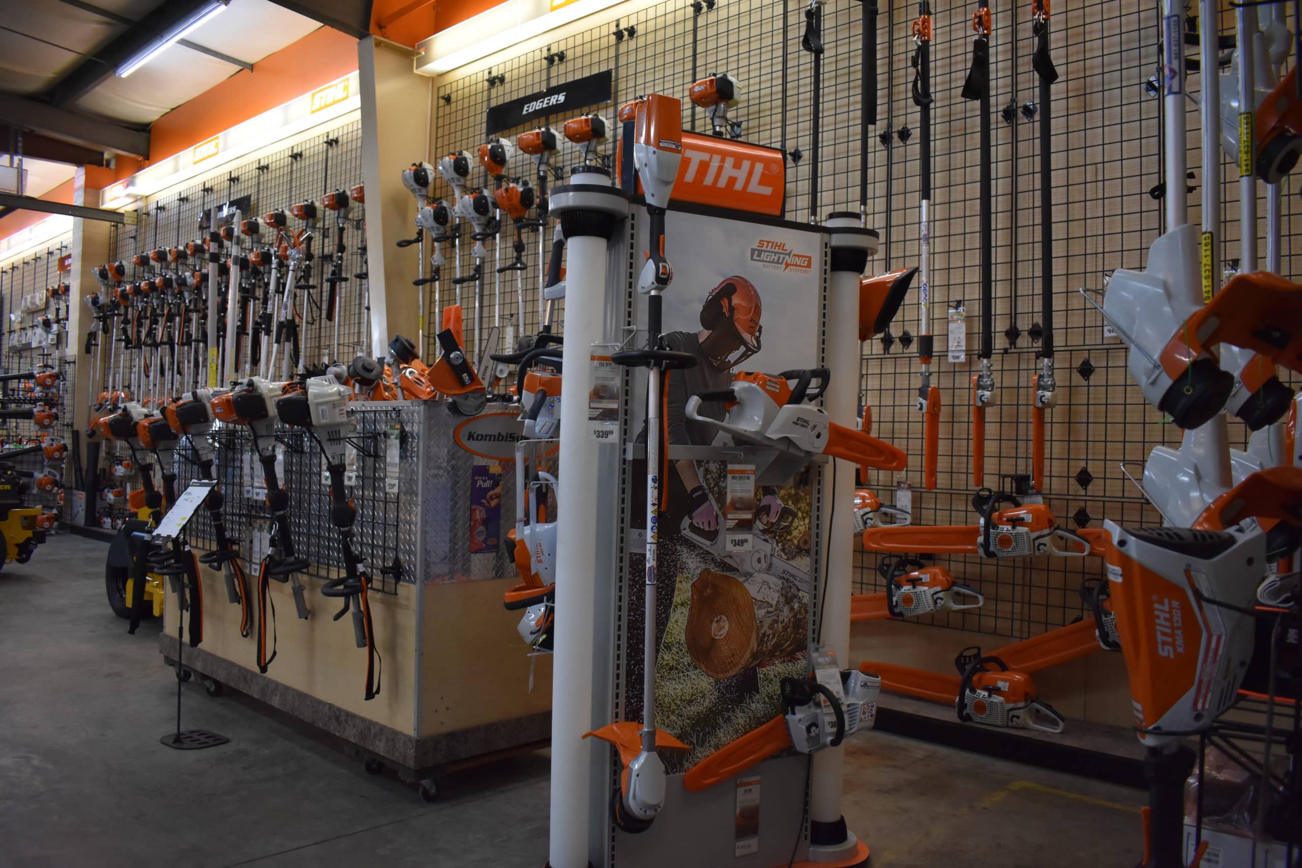 STIHL Display at Chenanagos